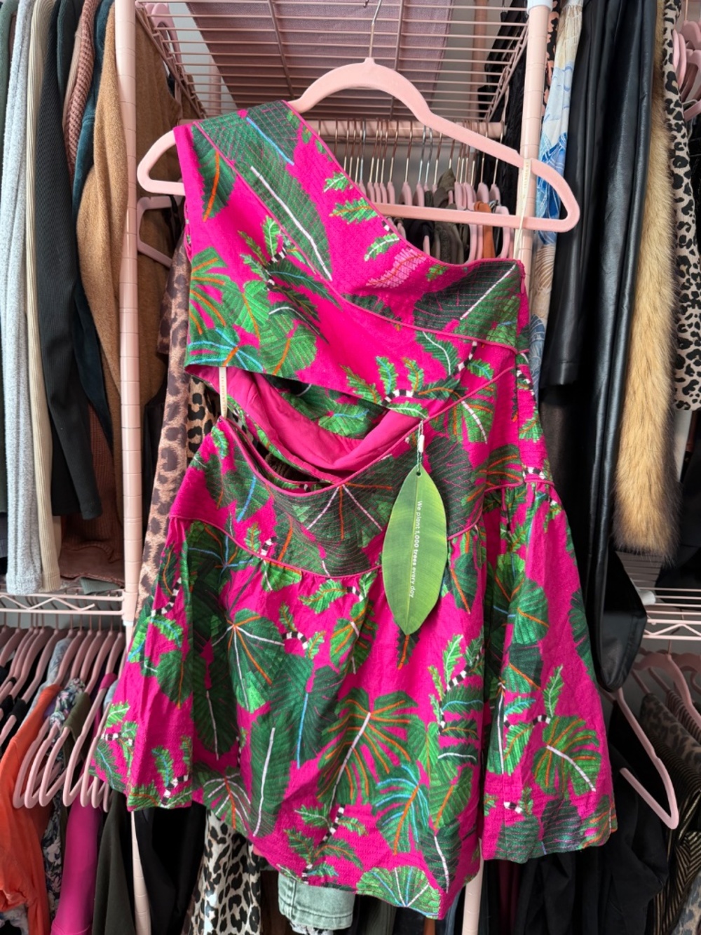 BNWT FARM RIO Leaves One Shoulder Mini Dress - Picture 3 of 4